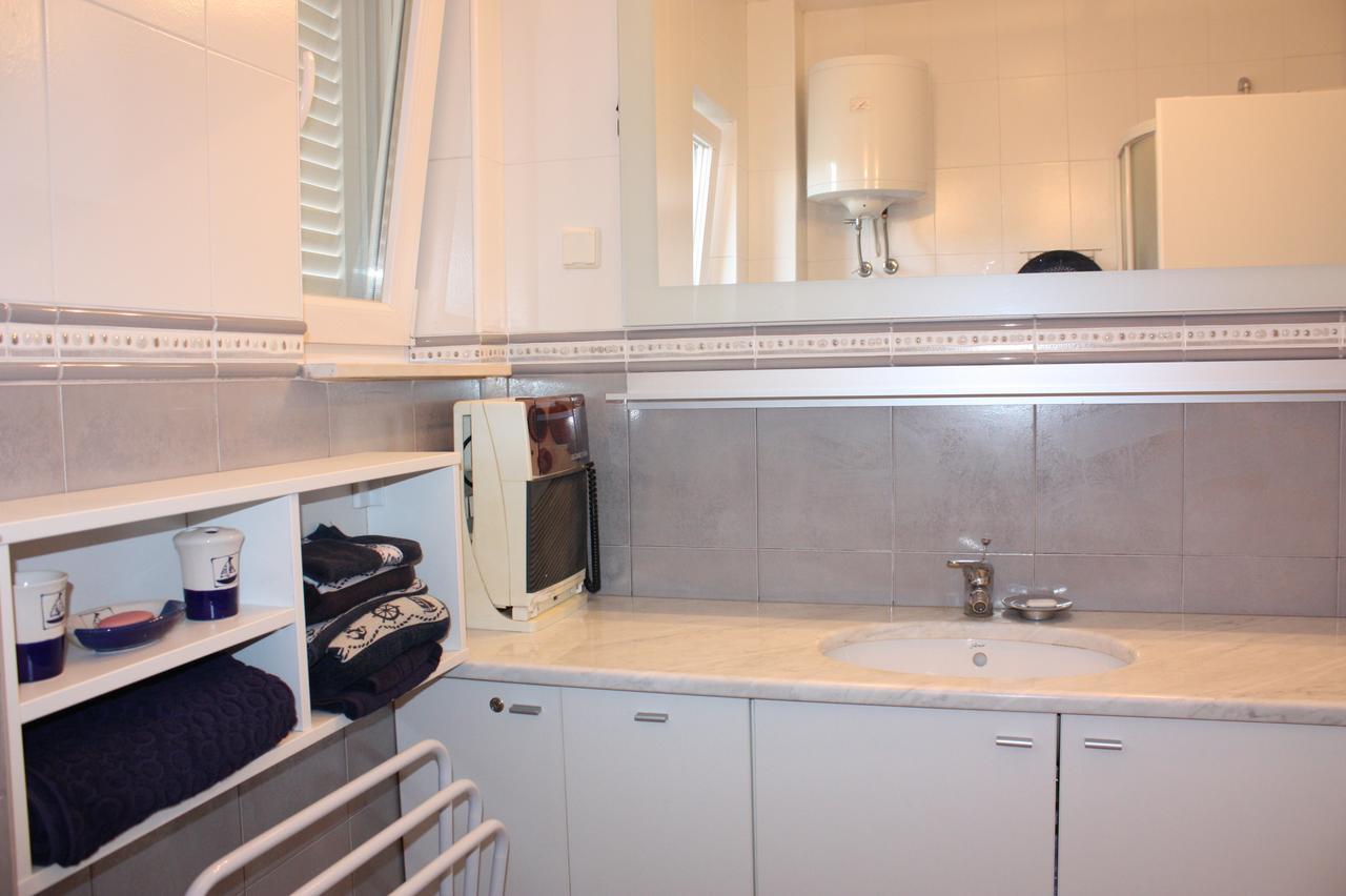Apartments Jtv Simuni Kolan Luaran gambar